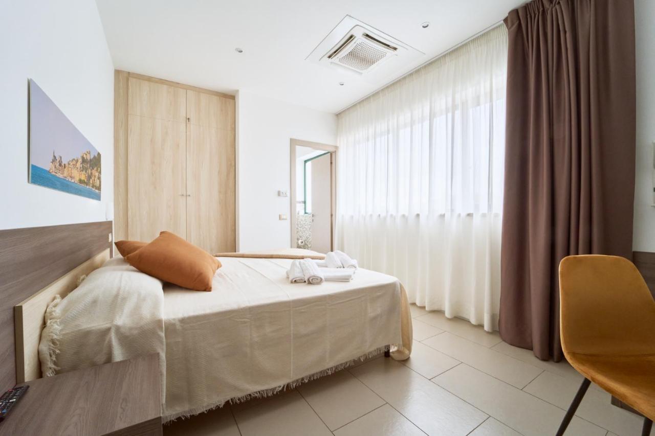 Firmafede Guest House Sarzana Ngoại thất bức ảnh