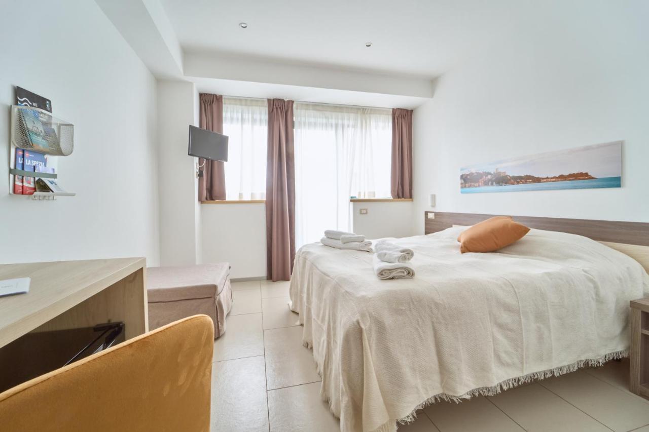 Firmafede Guest House Sarzana Ngoại thất bức ảnh